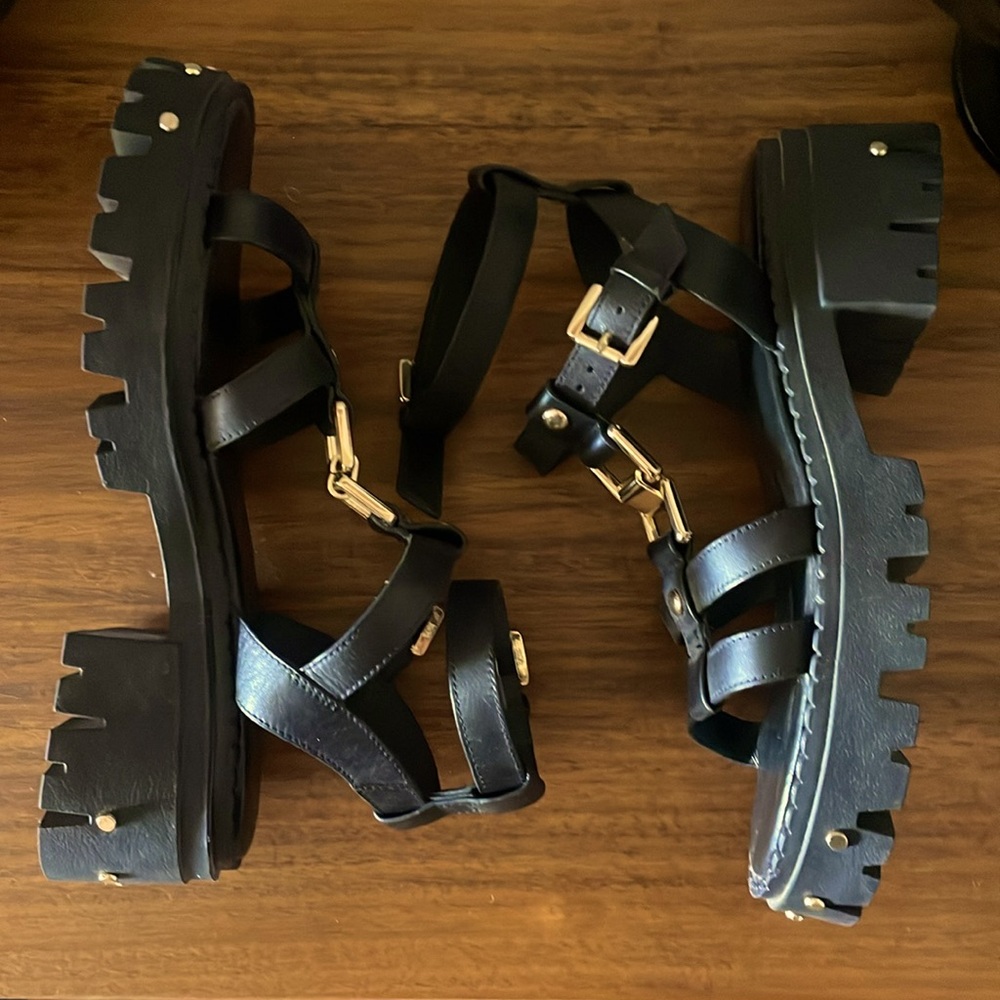 ASOS Forrest Leather Strappy Chunky Flat Sandals Size 7